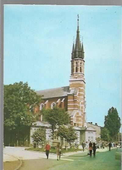 fot. P. Krassowski - Przemyśl - neogotycki kościół Salezjanów (1987)