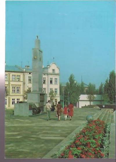 fot. J. Siudecki - Przemyśl. Pomnik Wdzięczności na placu Wielkiego Proletariatu (1979)