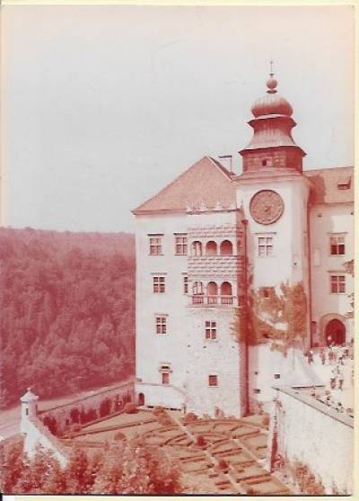 fot. K. Kaczyński - Pieskowa Skała - zamek (1976)