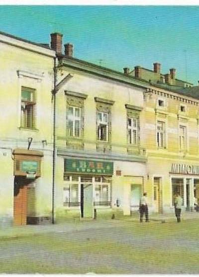 fot. M. Raczkowski - Skoczów - fragment rynku (1975)