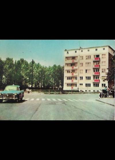 fot. A. Śmietański - Racibórz. Nowe budownictwo (1966)