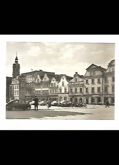 fot. T. Hermańczyk - Opole - barokowe kamieniczki przy rynku (1968)