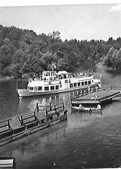 fot. T. Sumiński - Augustów - statek Serwy na jeziorze Necko (1967)