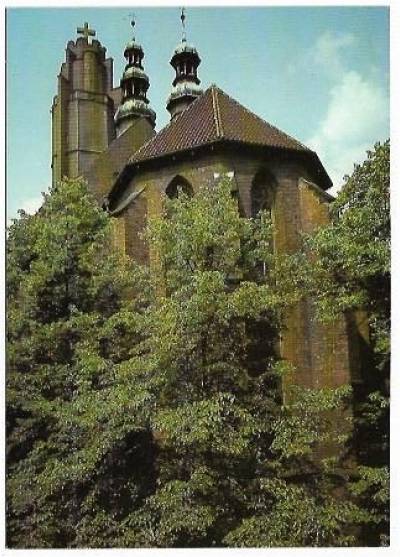 fot. Zieliński, Sowiński - Gliwice - kościół p.w. Wszystkich Świętych (1984)
